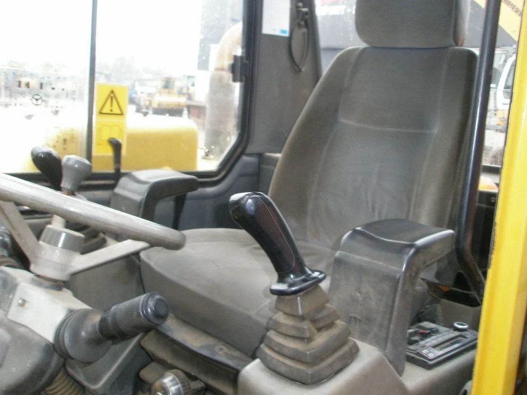 Mobilbagger des Typs Komatsu PW95, Gebrauchtmaschine in Barneveld (Bild 6)