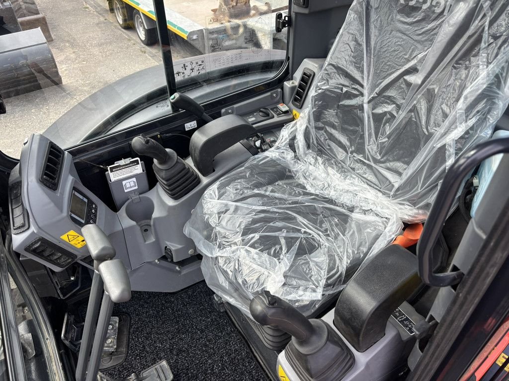 Mobilbagger des Typs Kubota KX042-4, Gebrauchtmaschine in Heerenveen (Bild 7)