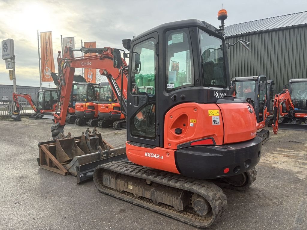 Mobilbagger typu Kubota KX042-4, Gebrauchtmaschine v Heerenveen (Obrázek 3)
