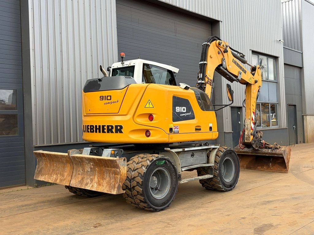 Mobilbagger van het type Liebherr 910, Gebrauchtmaschine in Velddriel (Foto 9)