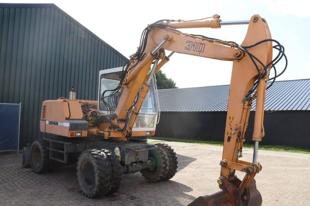 Mobilbagger des Typs Liebherr A 310, Gebrauchtmaschine in Antwerpen (Bild 8)