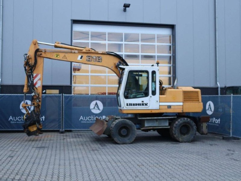Mobilbagger of the type Liebherr A 316, Gebrauchtmaschine in Antwerpen