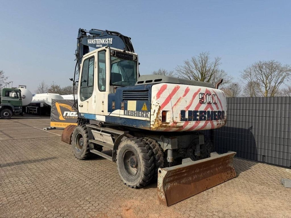 Mobilbagger of the type Liebherr A 900 C, Gebrauchtmaschine in Antwerpen (Picture 3)