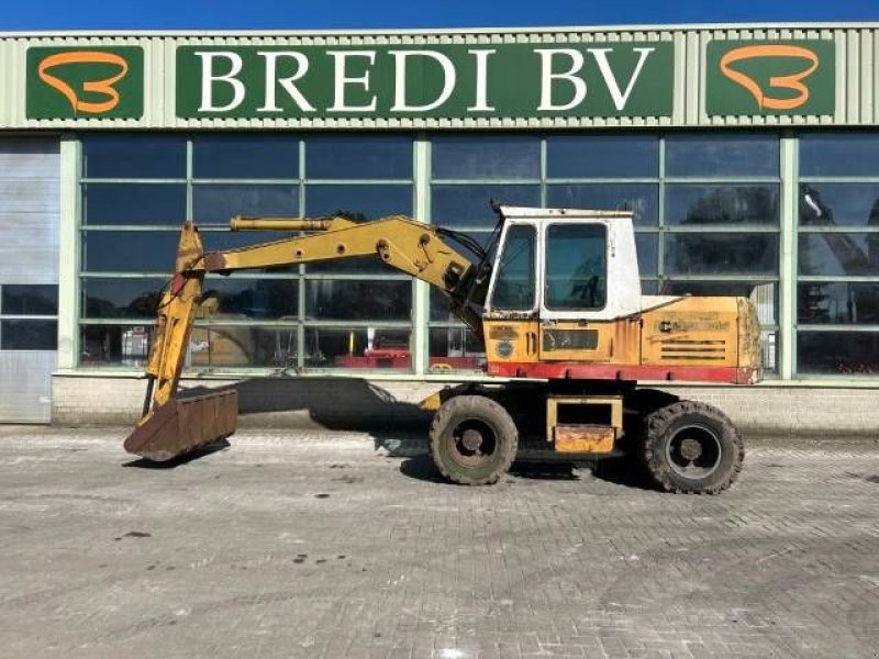 Mobilbagger van het type Liebherr A 901, Gebrauchtmaschine in Roosendaal