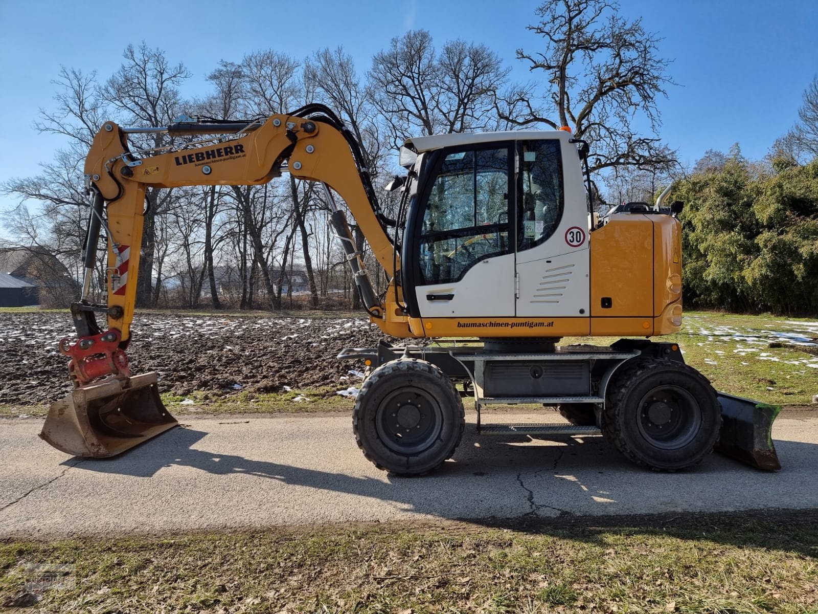 Mobilbagger типа Liebherr A 910 Compact Litronic, Gebrauchtmaschine в Deutsch - Goritz (Фотография 1)