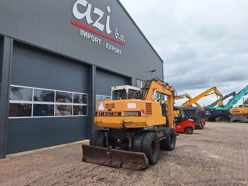 Mobilbagger typu Liebherr A312, Gebrauchtmaschine v Barneveld (Obrázek 5)