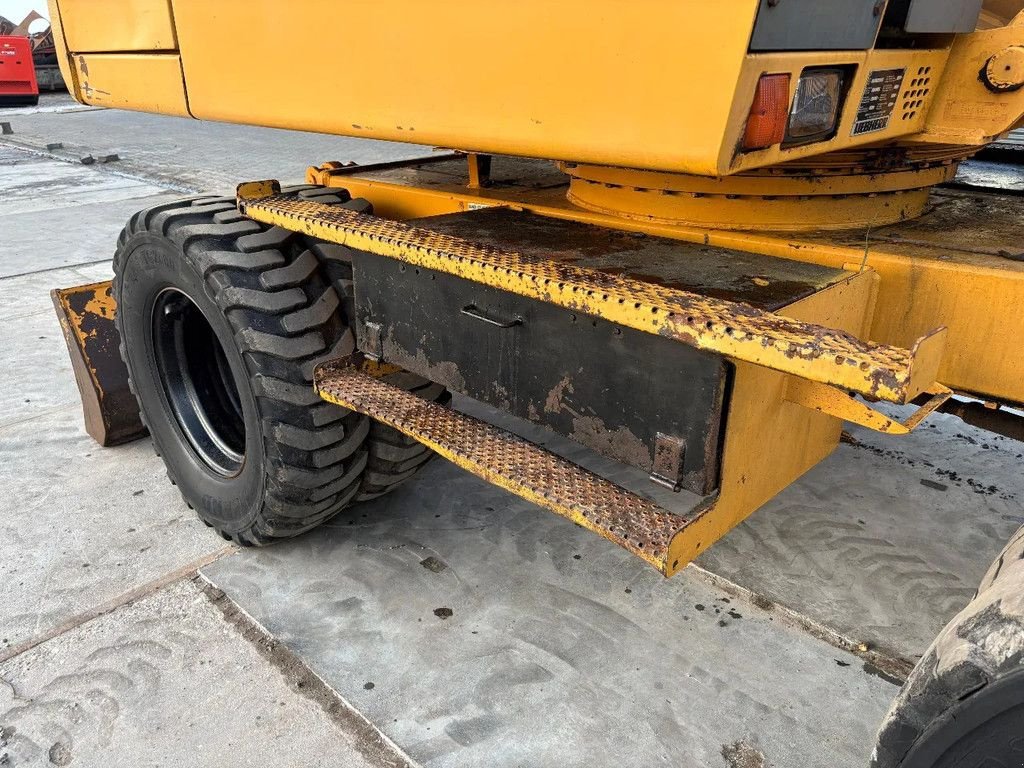 Mobilbagger типа Liebherr A900 litronic, Gebrauchtmaschine в Scharsterbrug (Фотография 3)