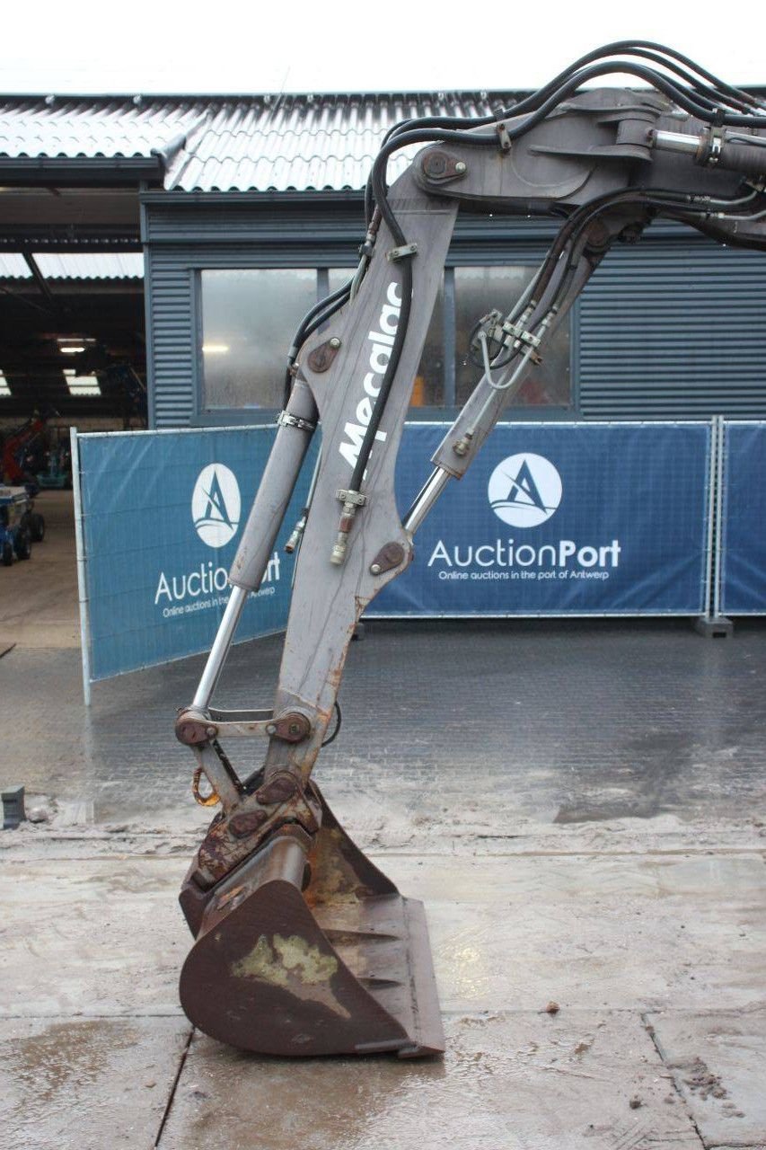Mobilbagger du type Mecalac 12 MX, Gebrauchtmaschine en Antwerpen (Photo 11)