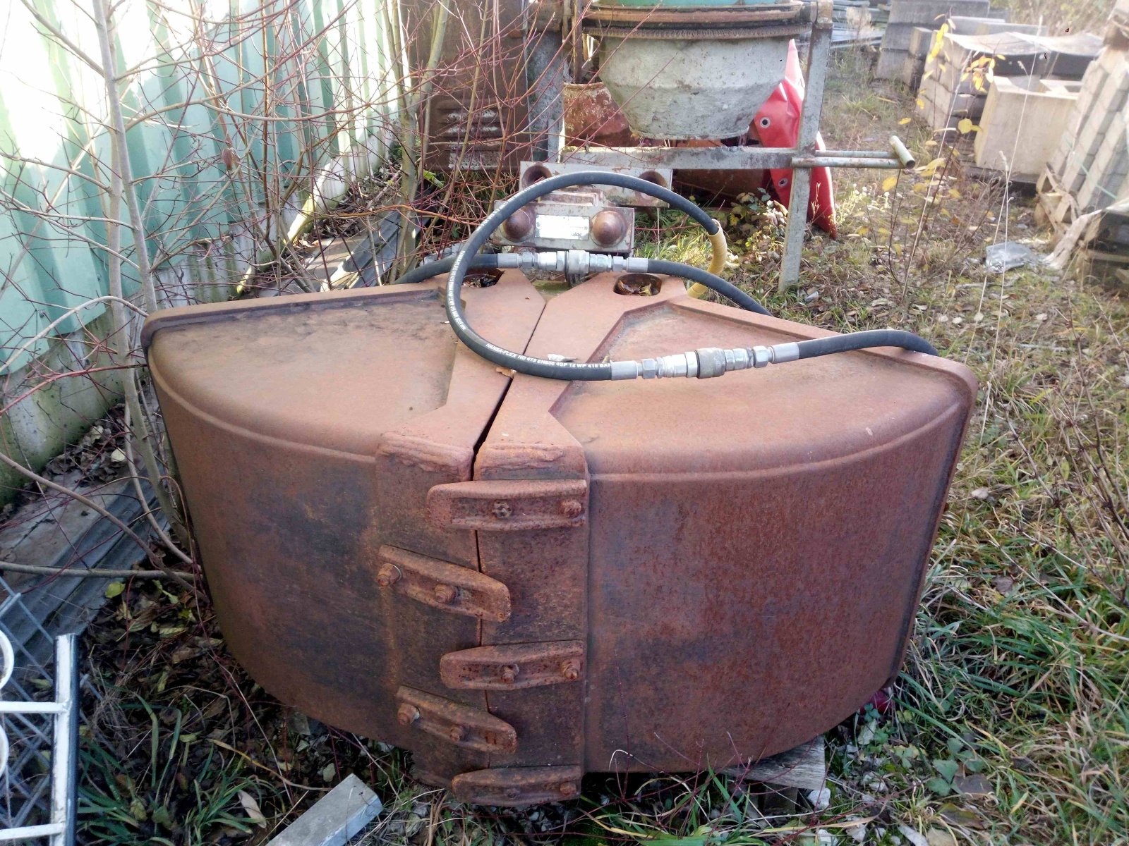 Mobilbagger des Typs Mecalac 12 MXT, Gebrauchtmaschine in Nürnberg (Bild 4)