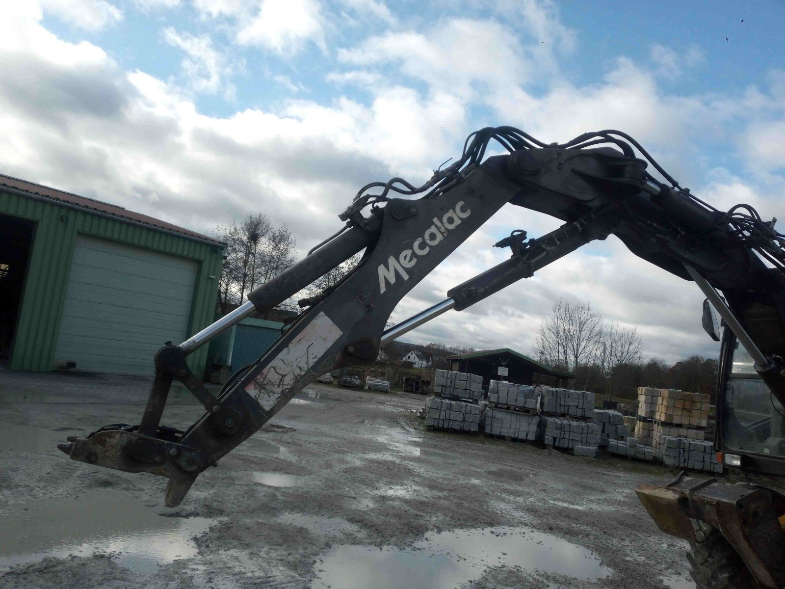 Mobilbagger des Typs Mecalac 12 MXT, Gebrauchtmaschine in Nürnberg (Bild 13)