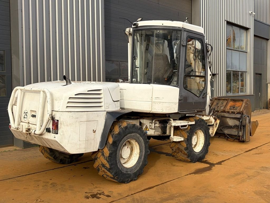 Mobilbagger typu Mecalac 12MTX incl. 5 x bucket, Gebrauchtmaschine v Velddriel (Obrázek 5)