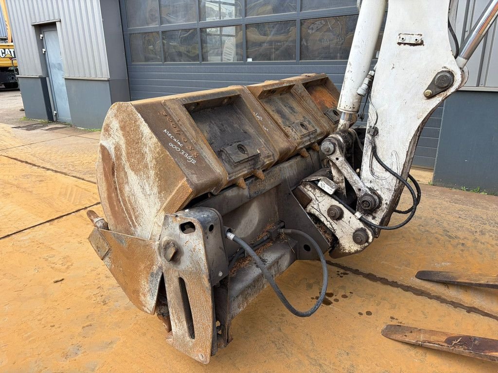Mobilbagger van het type Mecalac 12MTX incl. 5 x bucket, Gebrauchtmaschine in Velddriel (Foto 11)