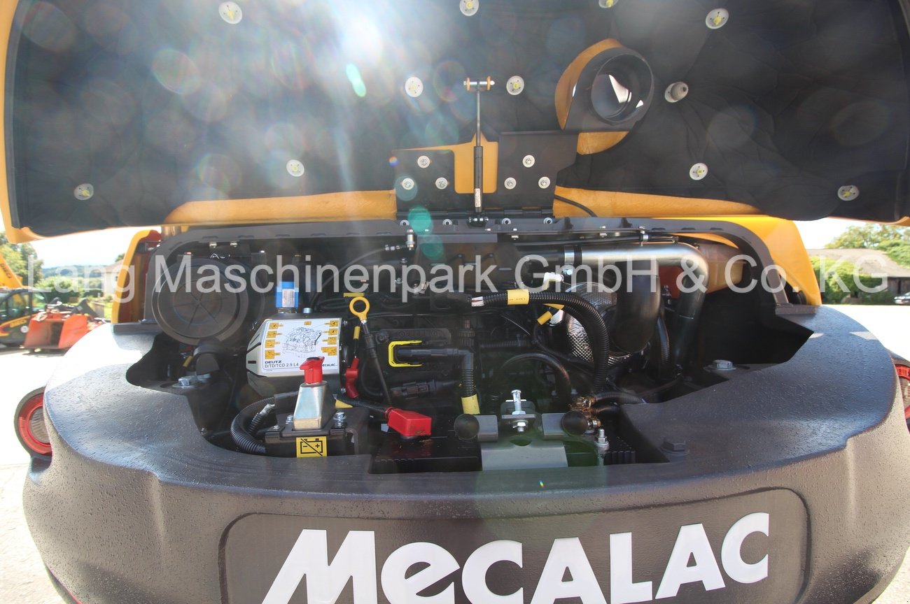 Mobilbagger a típus Mecalac 9 MWR, Neumaschine ekkor: Petting (Kép 15)