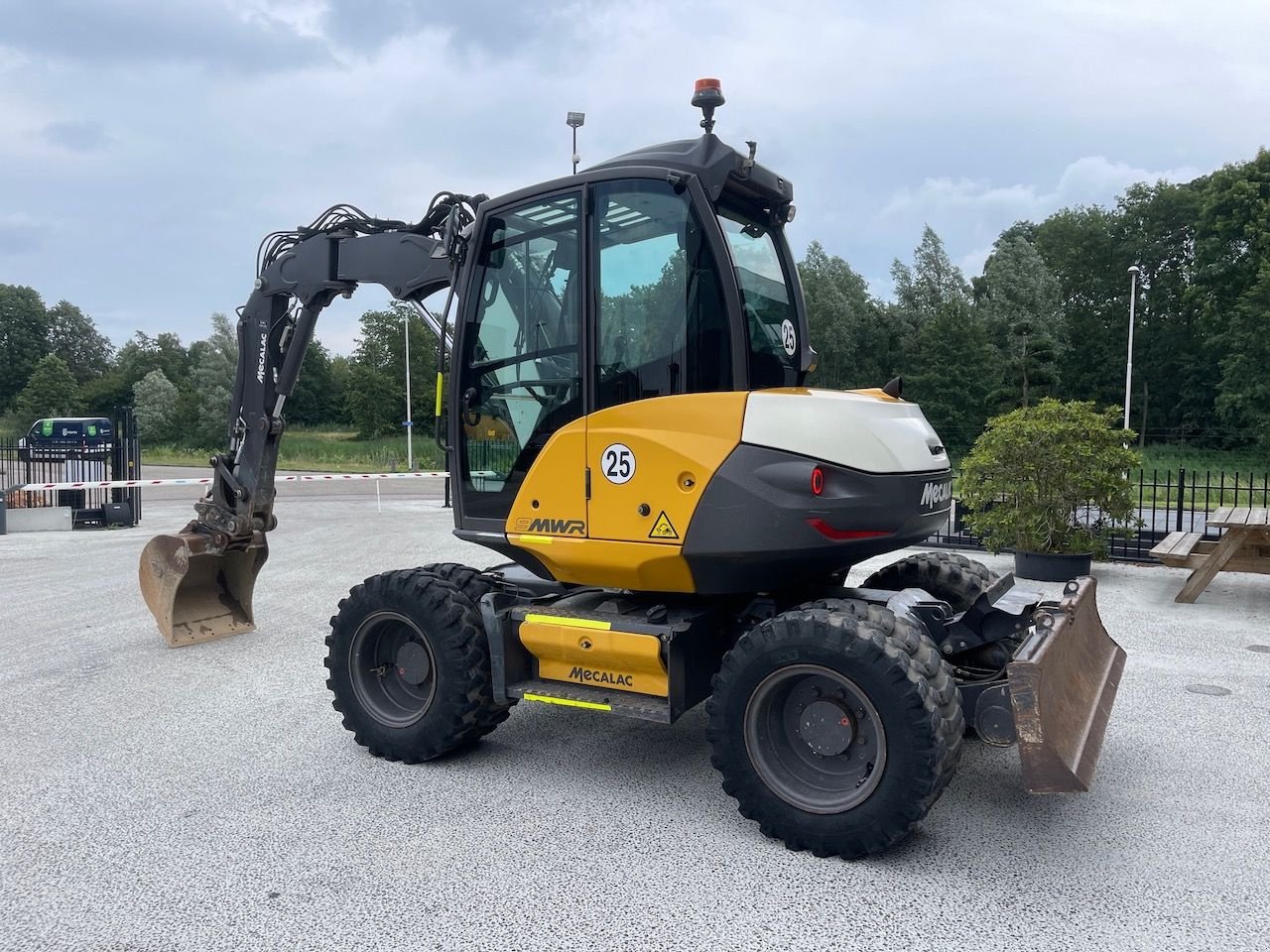 Mobilbagger a típus Mecalac 9MWR, Gebrauchtmaschine ekkor: Holten (Kép 4)