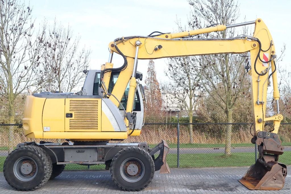 Mobilbagger a típus New Holland MH CITY TILT BUCKET QUICK COUPLER DOZER BLADE, Gebrauchtmaschine ekkor: Marknesse (Kép 4)