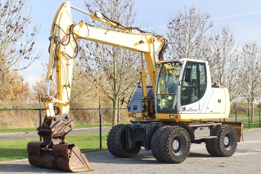 Mobilbagger a típus New Holland MH CITY TILT BUCKET QUICK COUPLER DOZER BLADE, Gebrauchtmaschine ekkor: Marknesse (Kép 2)
