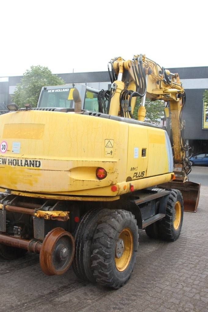 Mobilbagger des Typs New Holland MH5 Plus, Gebrauchtmaschine in Antwerpen (Bild 5)