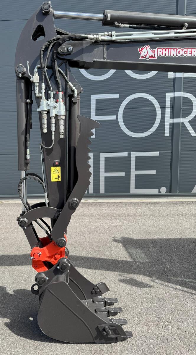 Mobilbagger des Typs Rhinoceros XN35LPRO, Neumaschine in Arbing (Bild 8)