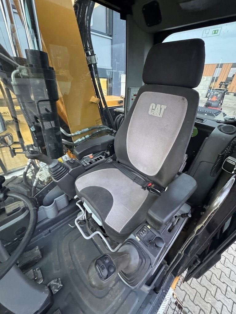 Mobilbagger типа Sonstige Cat M 313 D, Gebrauchtmaschine в Oud Gastel (Фотография 9)