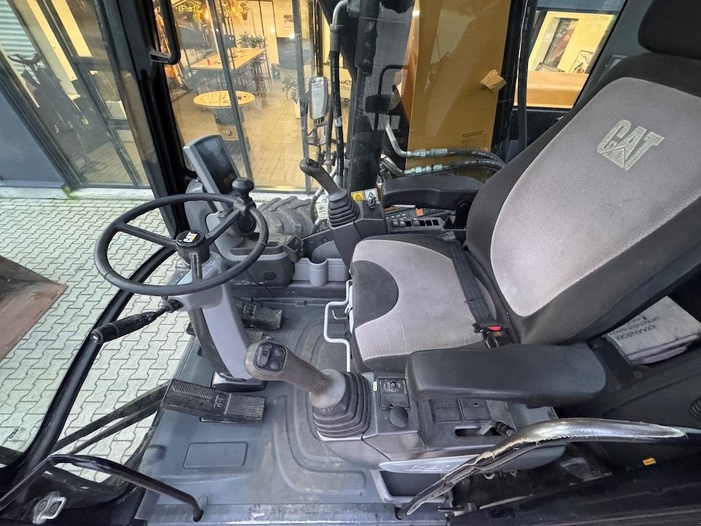 Mobilbagger типа Sonstige Cat M 313 D, Gebrauchtmaschine в Oud Gastel (Фотография 8)