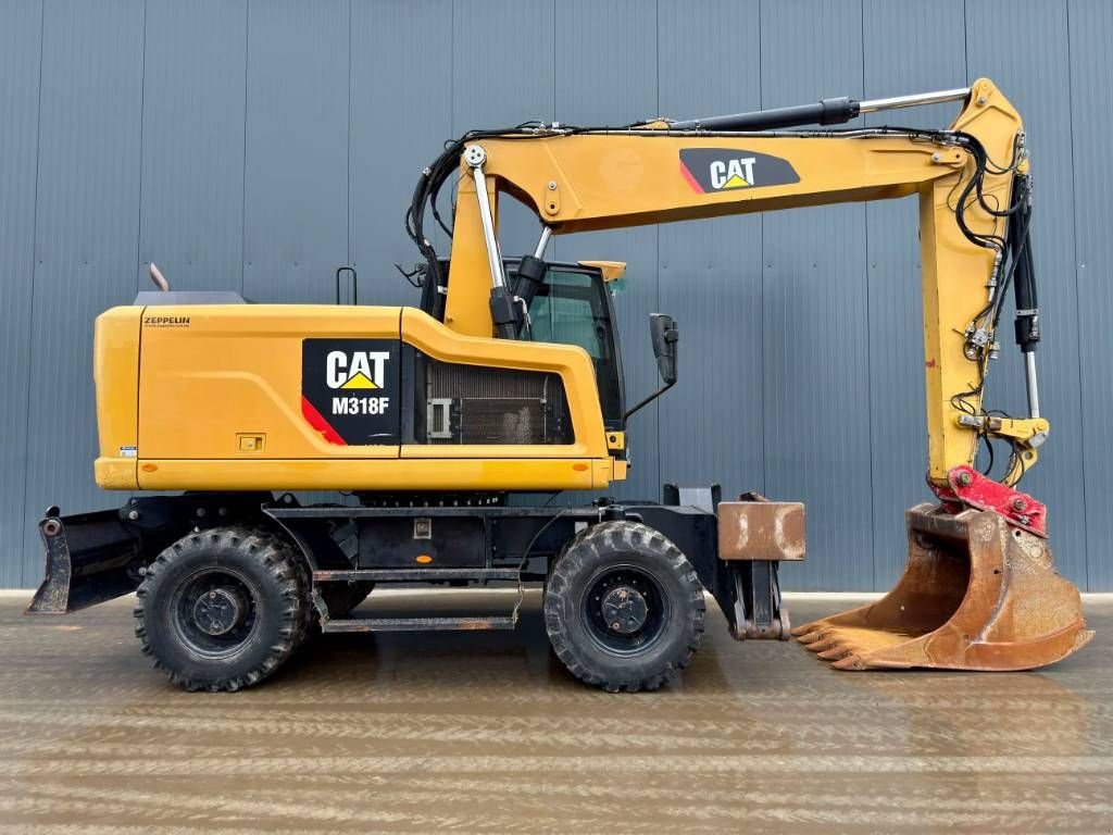 Mobilbagger от тип Sonstige Cat M318F, Gebrauchtmaschine в Venlo (Снимка 8)