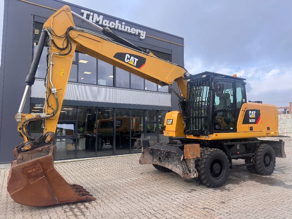 Mobilbagger του τύπου Sonstige Cat M320F, Gebrauchtmaschine σε Oud Gastel (Φωτογραφία 2)