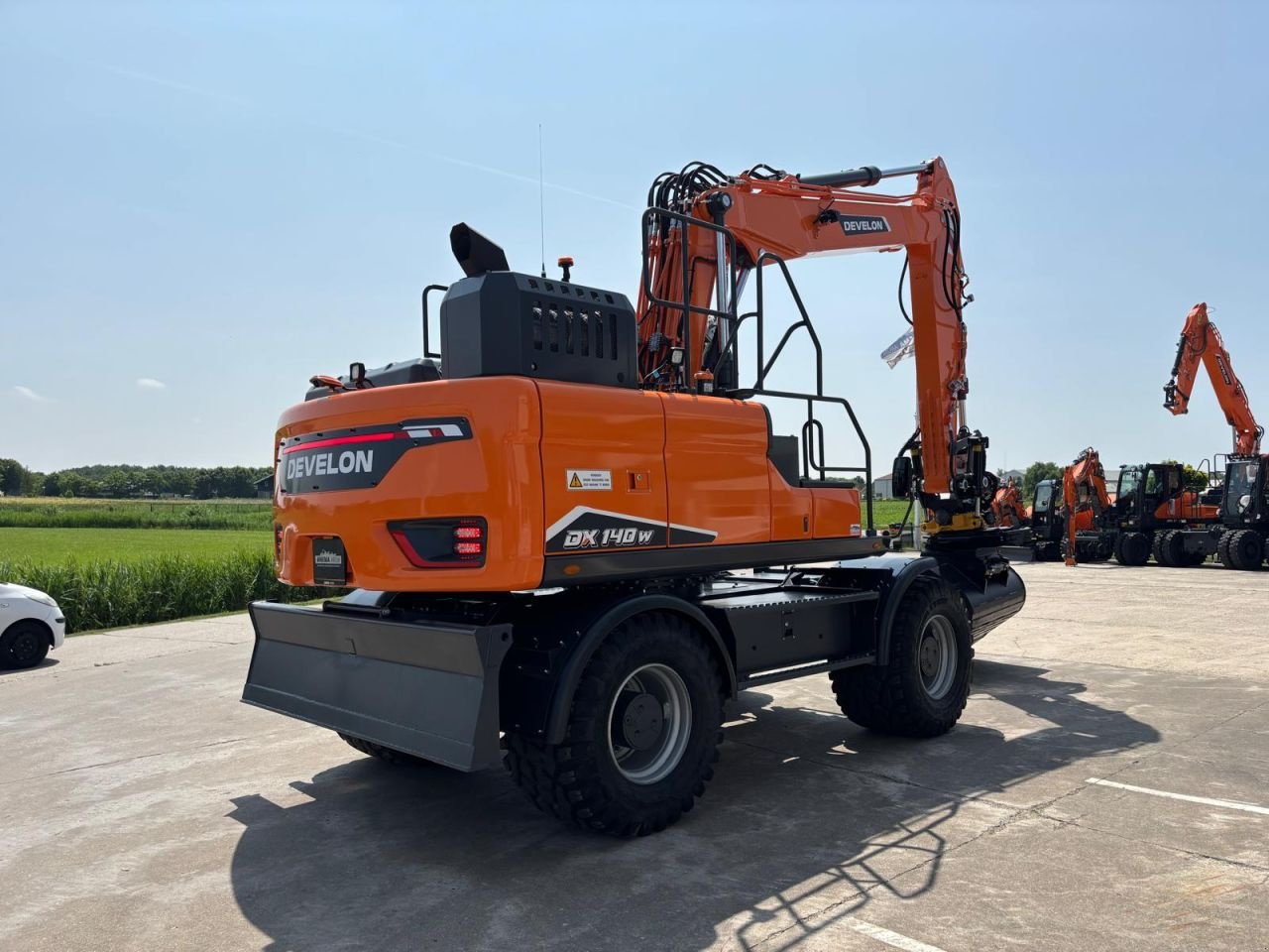 Mobilbagger typu Sonstige Develon DX140W-7, Neumaschine v Arum (Obrázek 5)