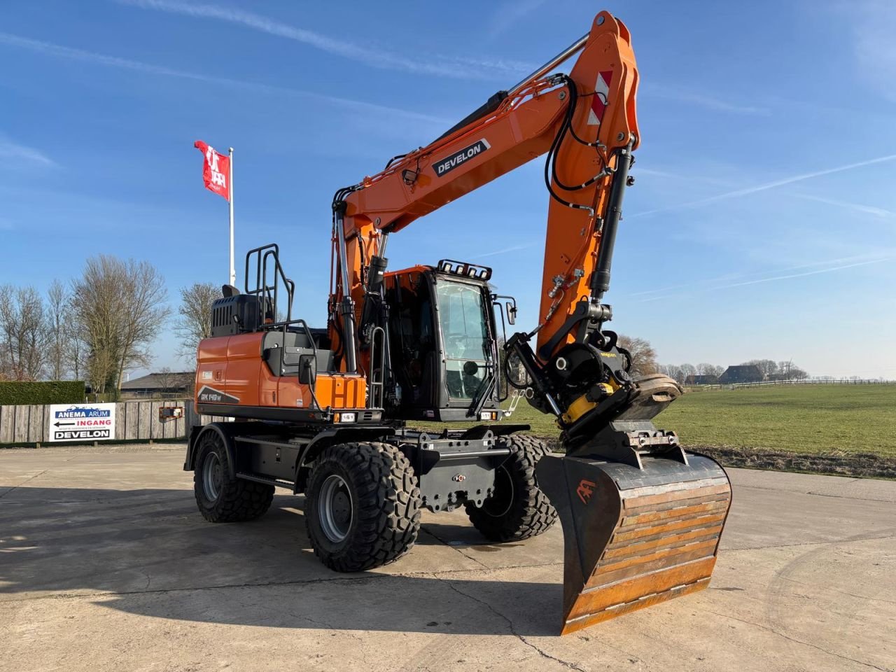 Mobilbagger typu Sonstige Develon DX140W-7, Neumaschine v Arum (Obrázek 3)