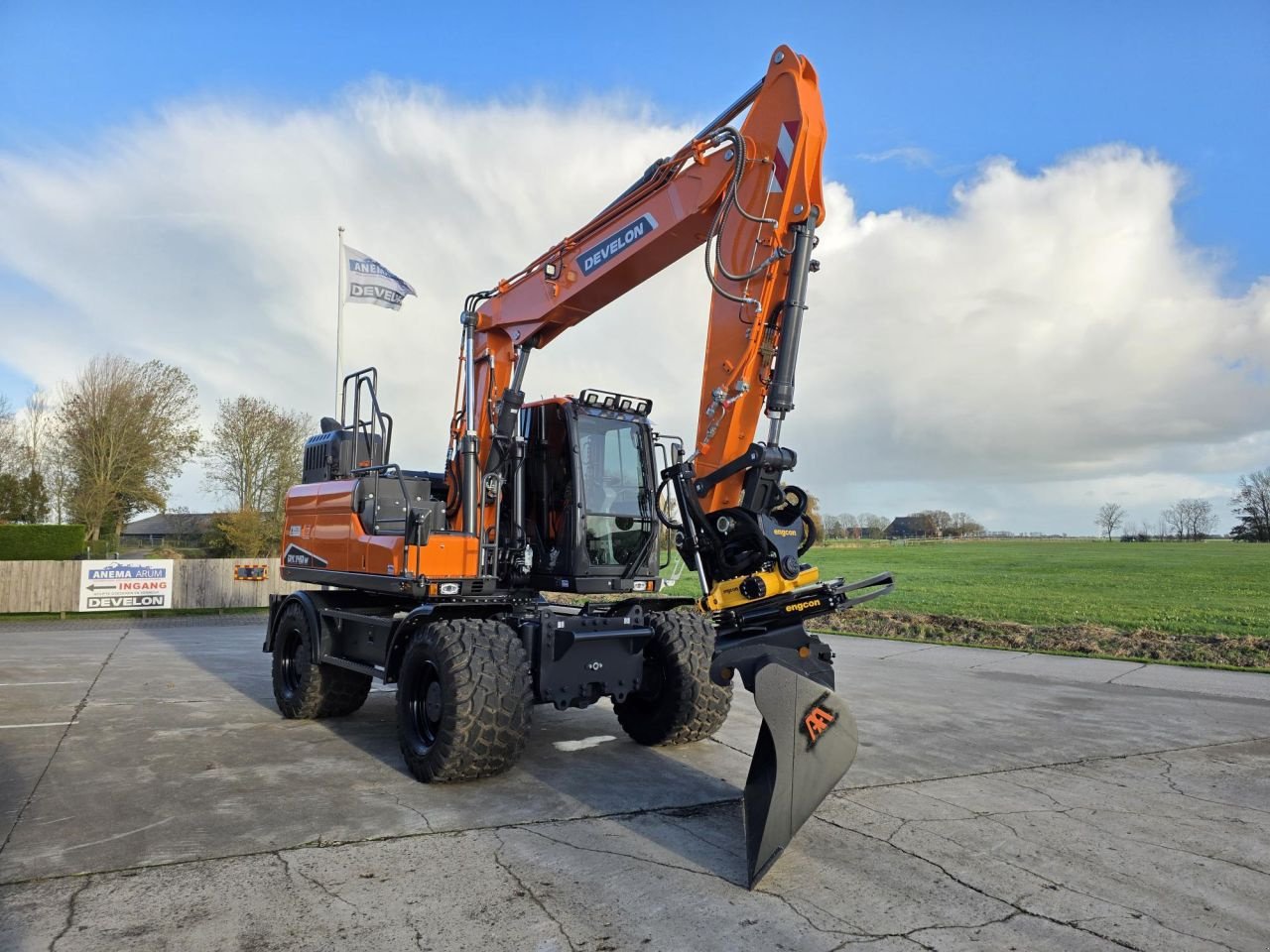 Mobilbagger от тип Sonstige Develon DX140W-7, Neumaschine в Arum (Снимка 5)