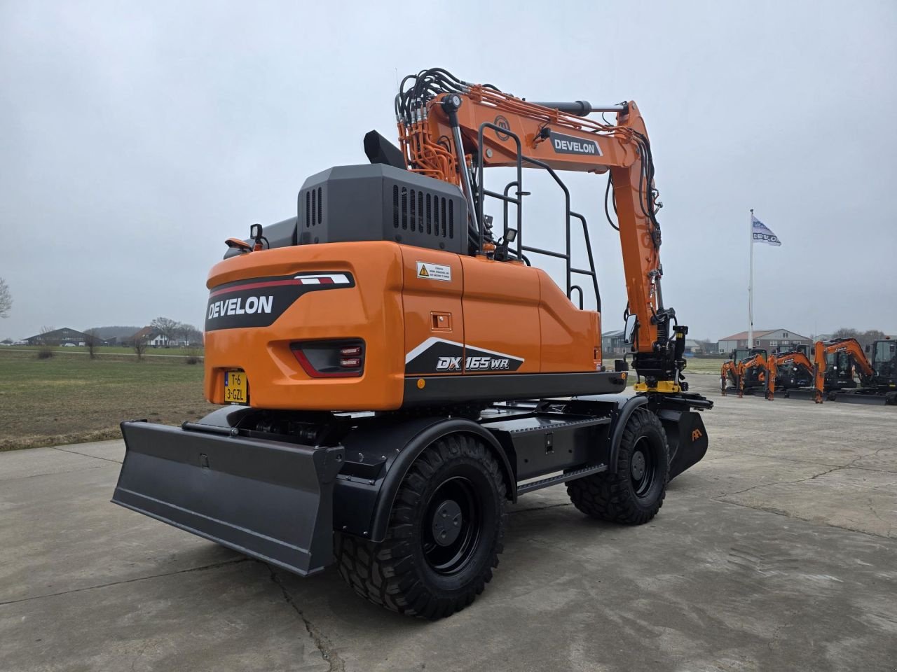 Mobilbagger des Typs Sonstige Develon DX165WR-7, Neumaschine in Arum (Bild 2)