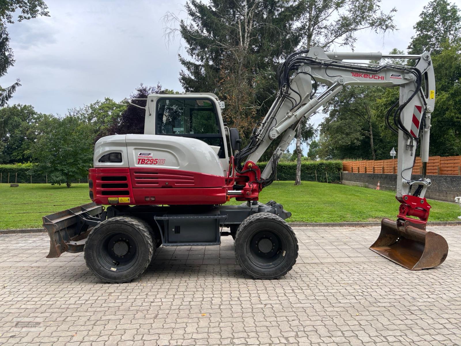 Mobilbagger typu Takeuchi TB 295 W, Gebrauchtmaschine v Deutsch - Goritz (Obrázek 2)