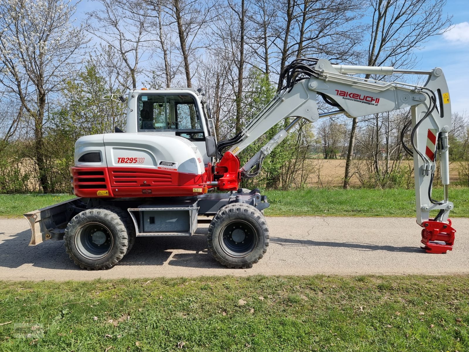Mobilbagger del tipo Takeuchi TB 295 W, Gebrauchtmaschine In Deutsch - Goritz (Immagine 2)