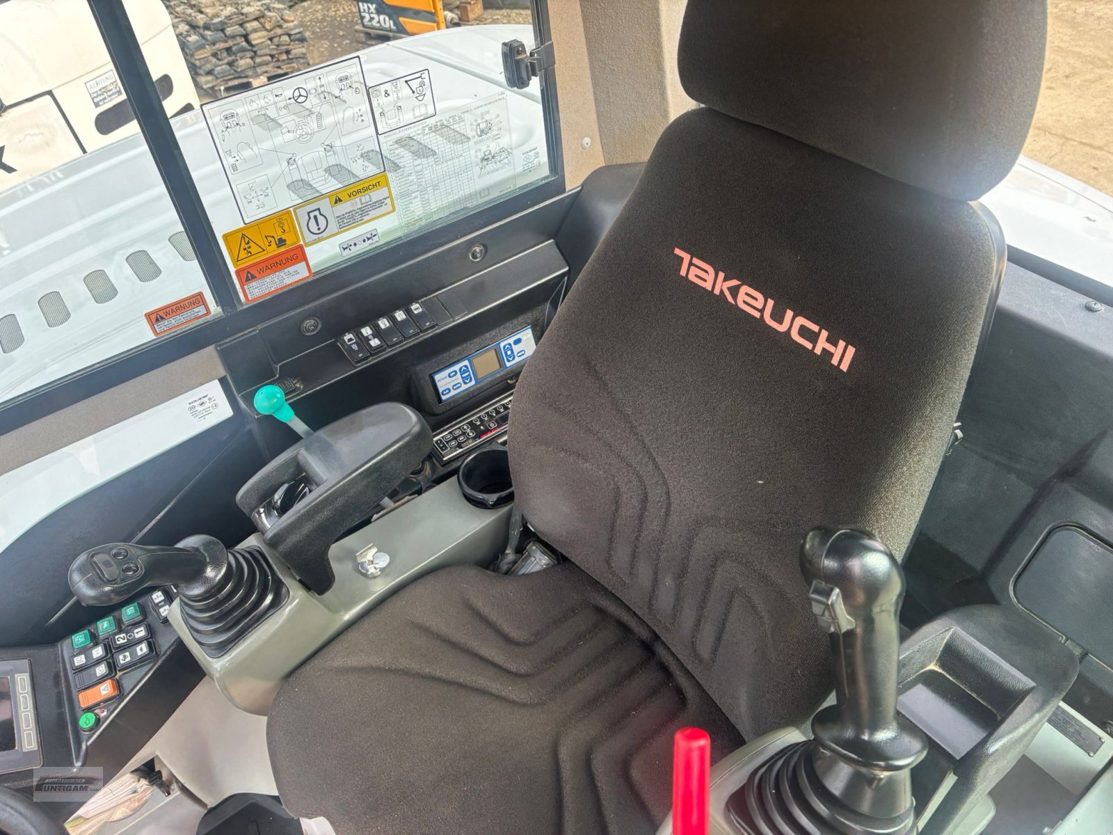 Mobilbagger of the type Takeuchi TB 295 W, Gebrauchtmaschine in Deutsch - Goritz (Picture 14)