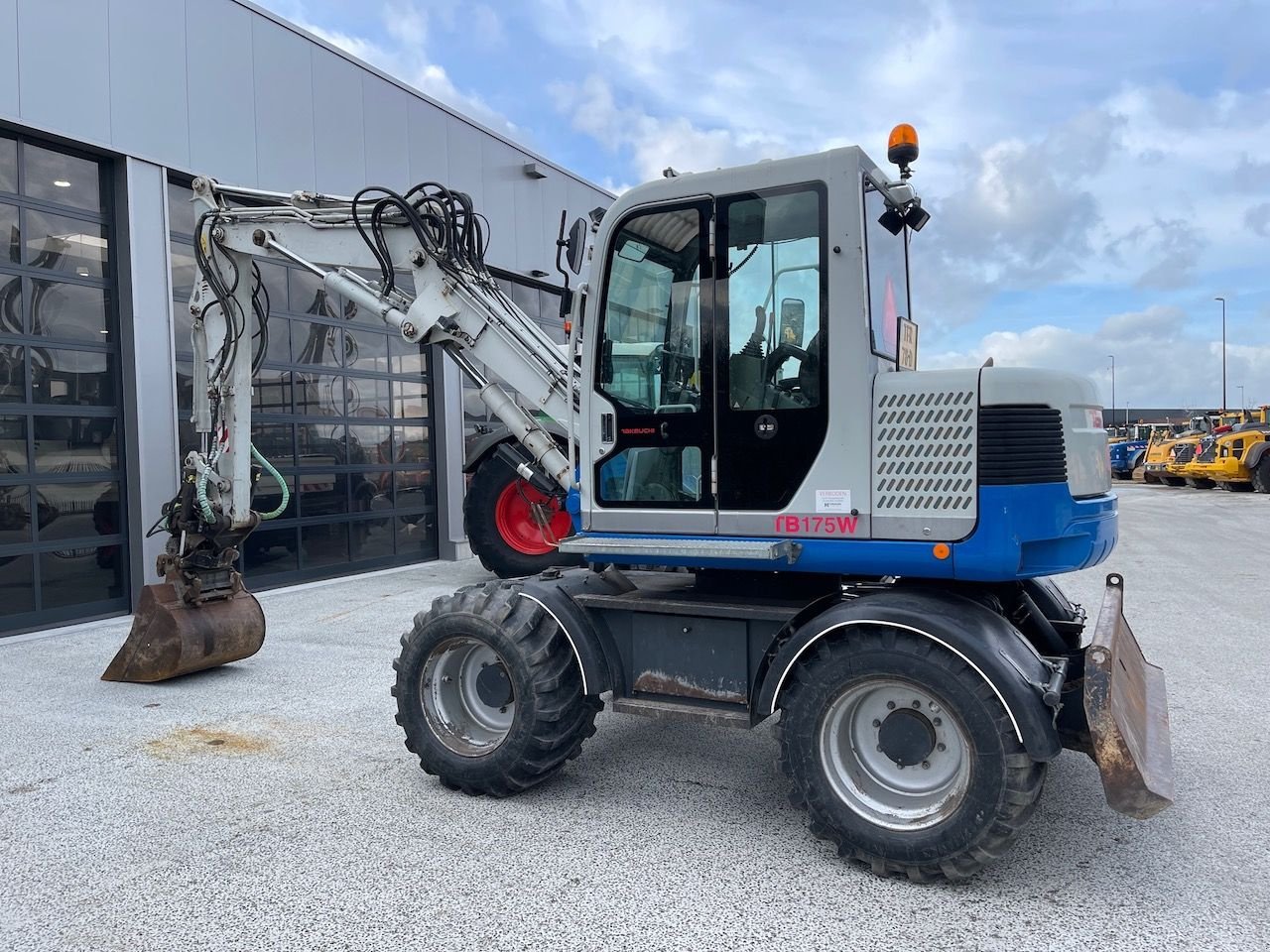 Mobilbagger des Typs Takeuchi TB175W, Gebrauchtmaschine in Holten (Bild 2)