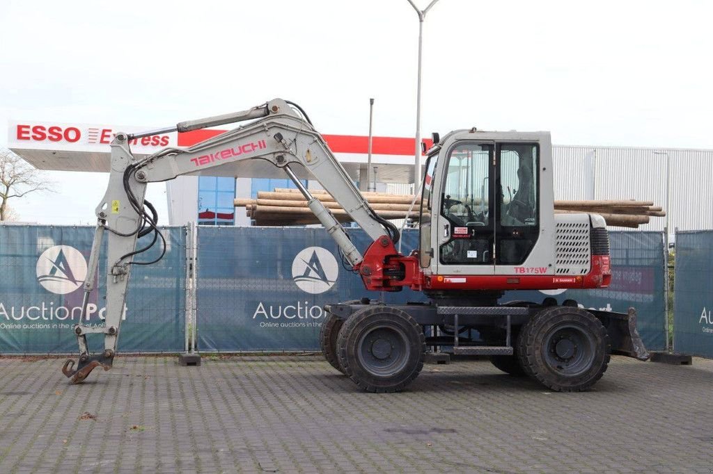 Mobilbagger del tipo Takeuchi TB175W, Gebrauchtmaschine In Antwerpen (Immagine 1)