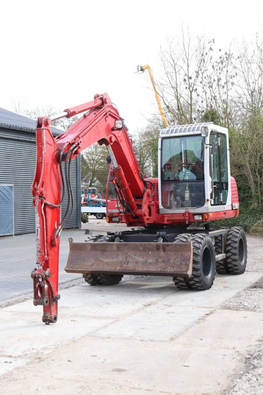 Mobilbagger des Typs Takeuchi TB175W, Gebrauchtmaschine in Antwerpen (Bild 10)