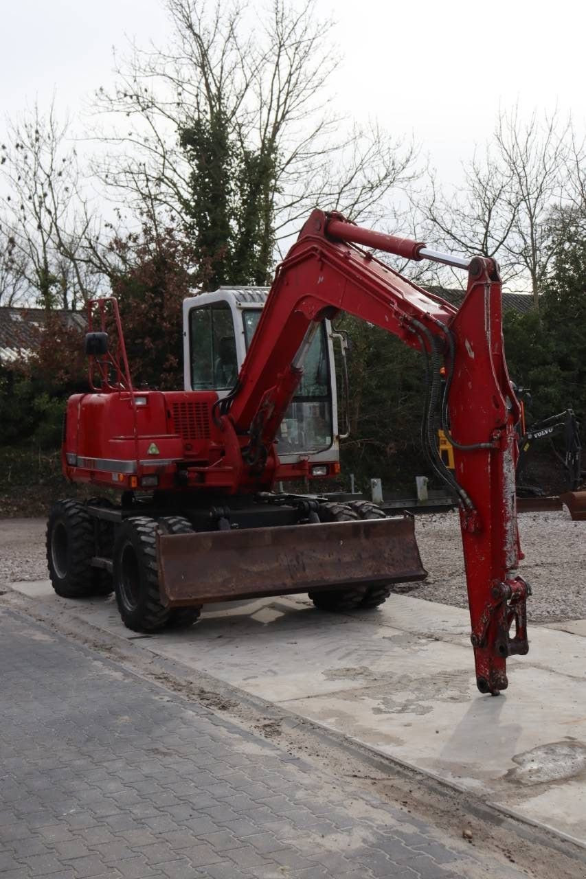 Mobilbagger des Typs Takeuchi TB175W, Gebrauchtmaschine in Antwerpen (Bild 8)
