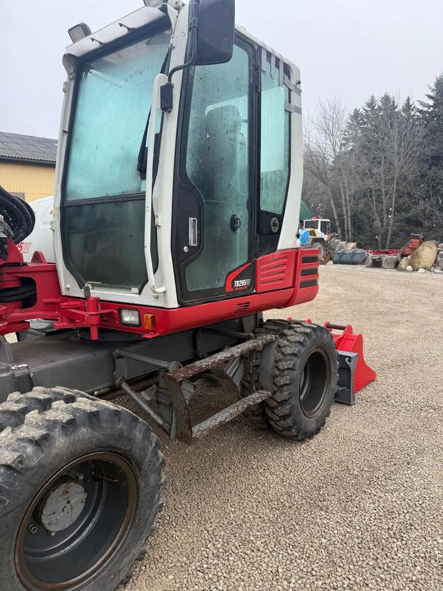 Mobilbagger des Typs Takeuchi TB295W, Gebrauchtmaschine in Gabersdorf (Bild 12)