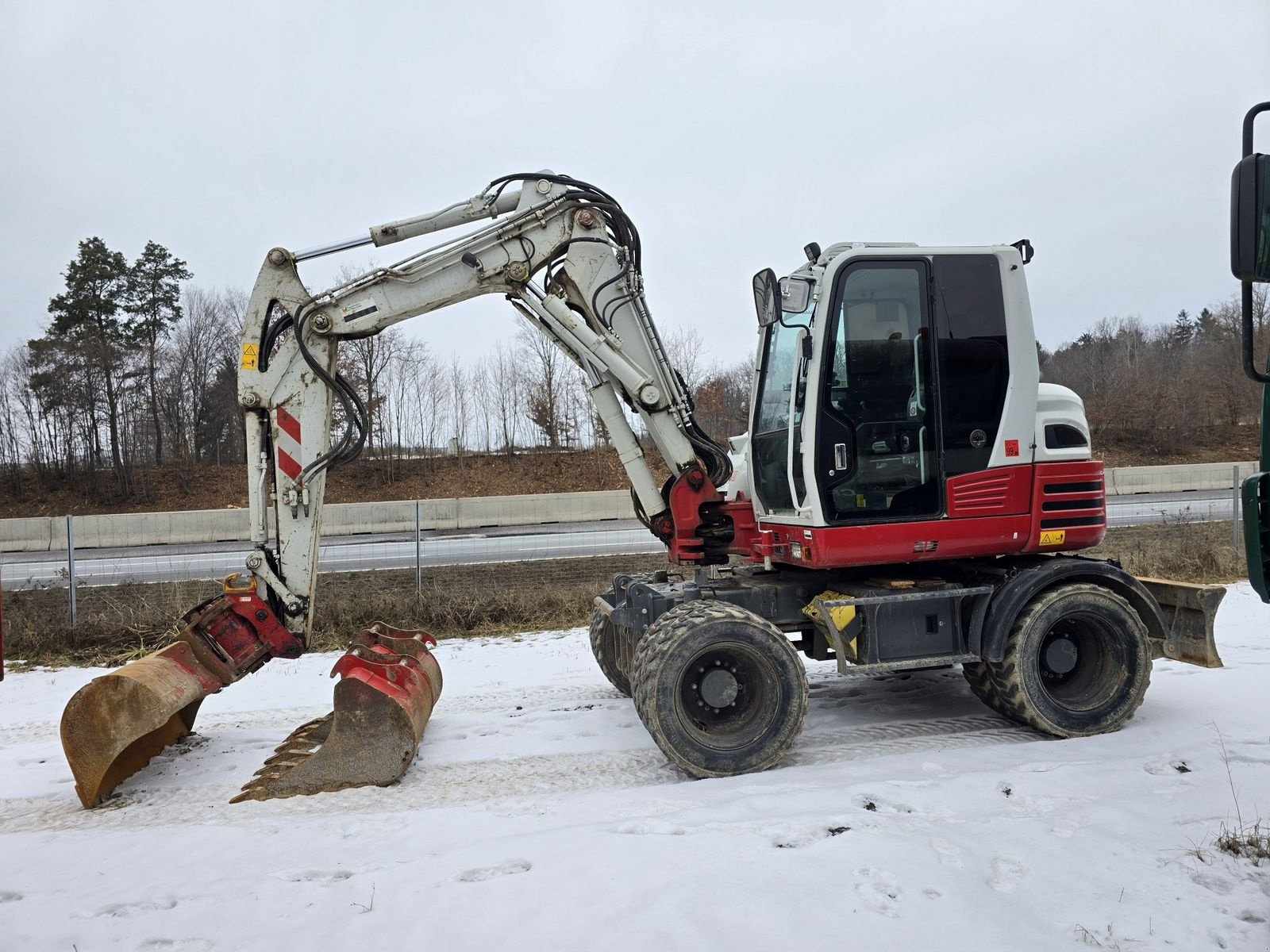 Mobilbagger del tipo Takeuchi TB295W, Gebrauchtmaschine In Gabersdorf (Immagine 1)