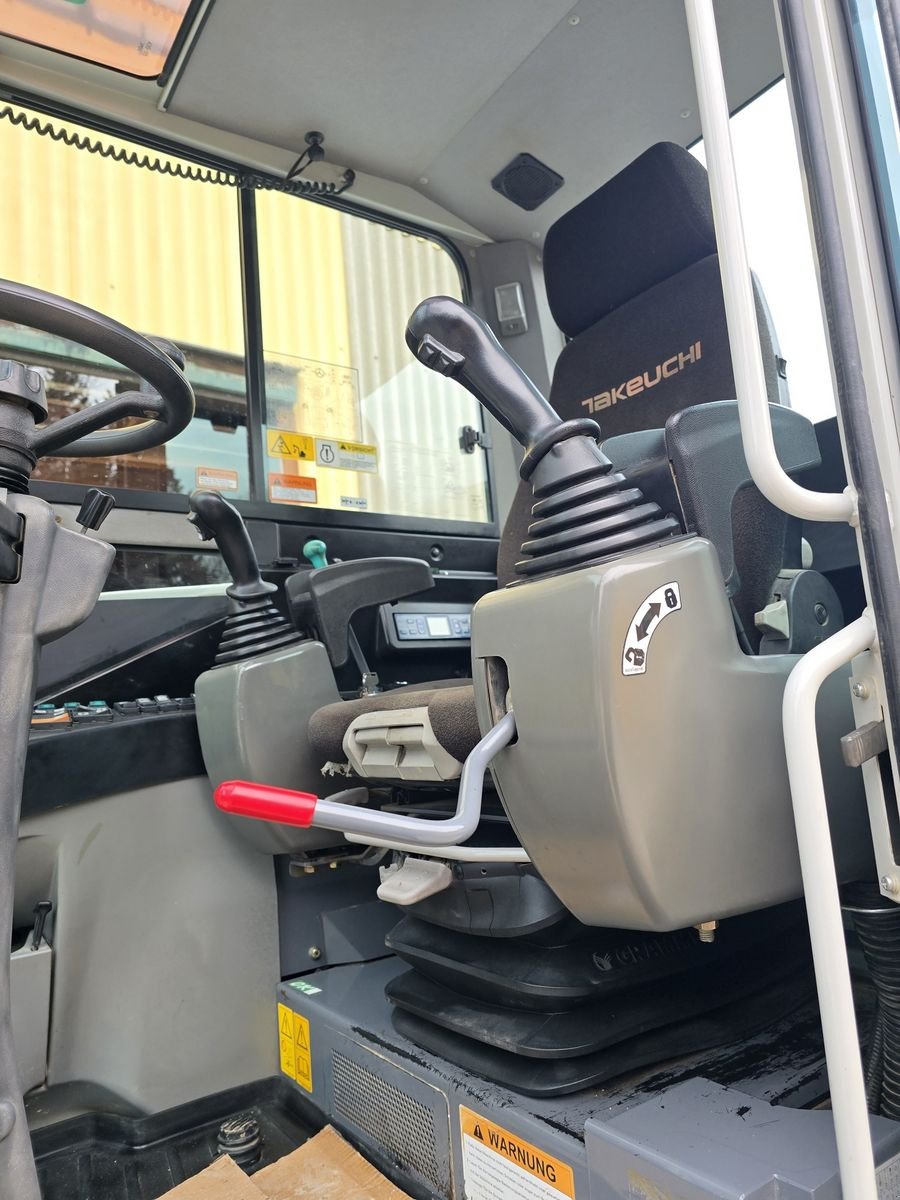 Mobilbagger des Typs Takeuchi TB295W, Gebrauchtmaschine in Gabersdorf (Bild 14)