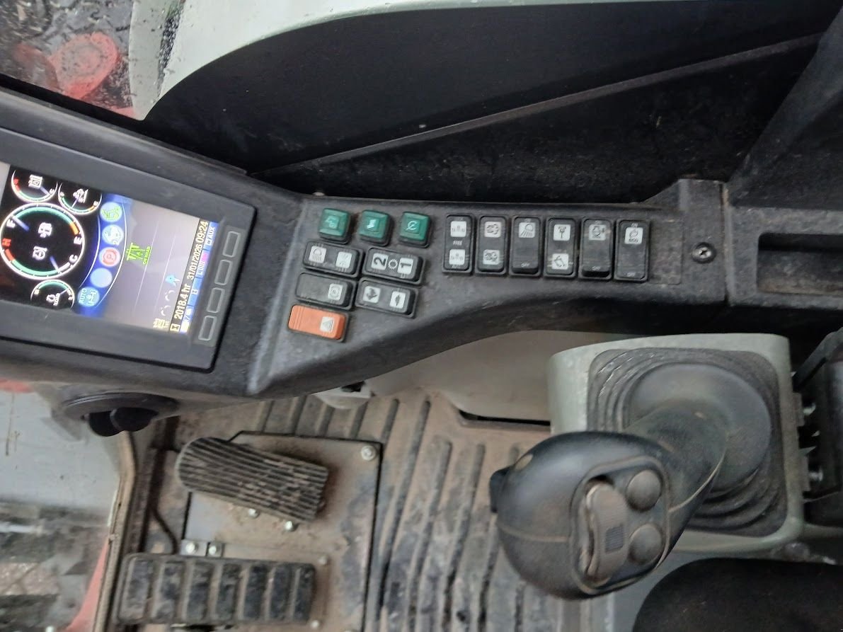 Mobilbagger типа Takeuchi TB295W, Gebrauchtmaschine в Westwoud (Фотография 11)