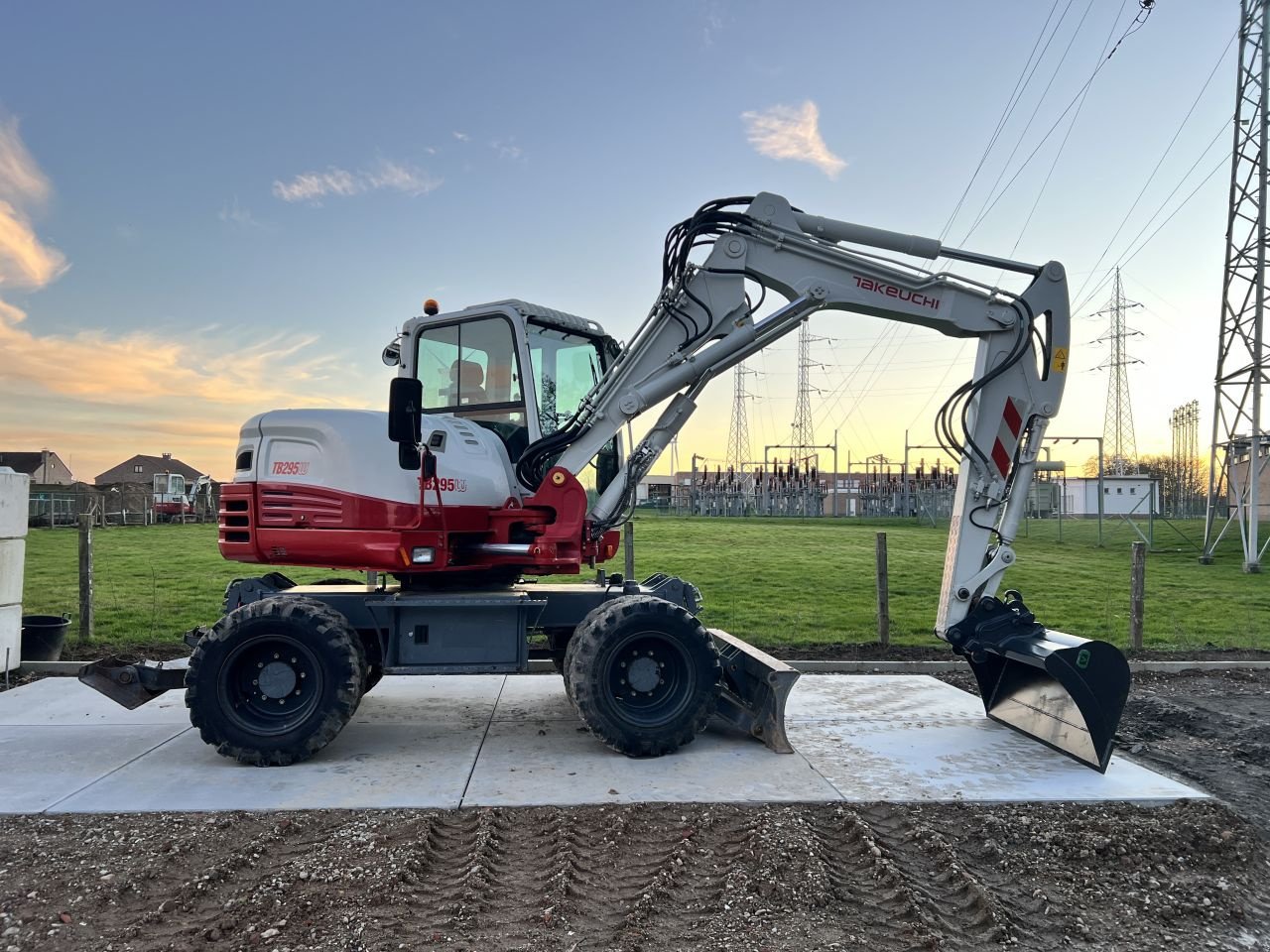 Mobilbagger vrste Takeuchi TB295W, Gebrauchtmaschine v Zutendaal (Slika 2)