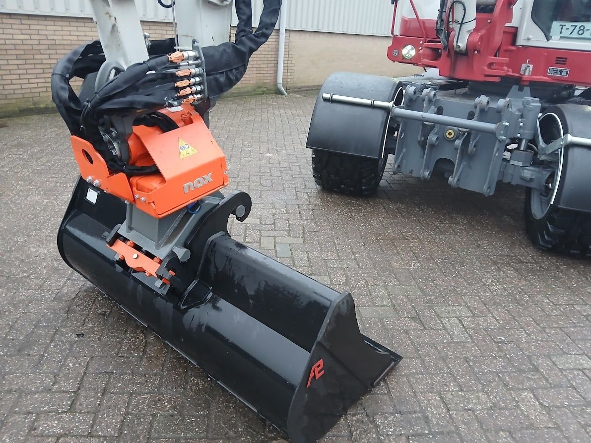 Mobilbagger типа Takeuchi TB395W, Gebrauchtmaschine в Westwoud (Фотография 4)