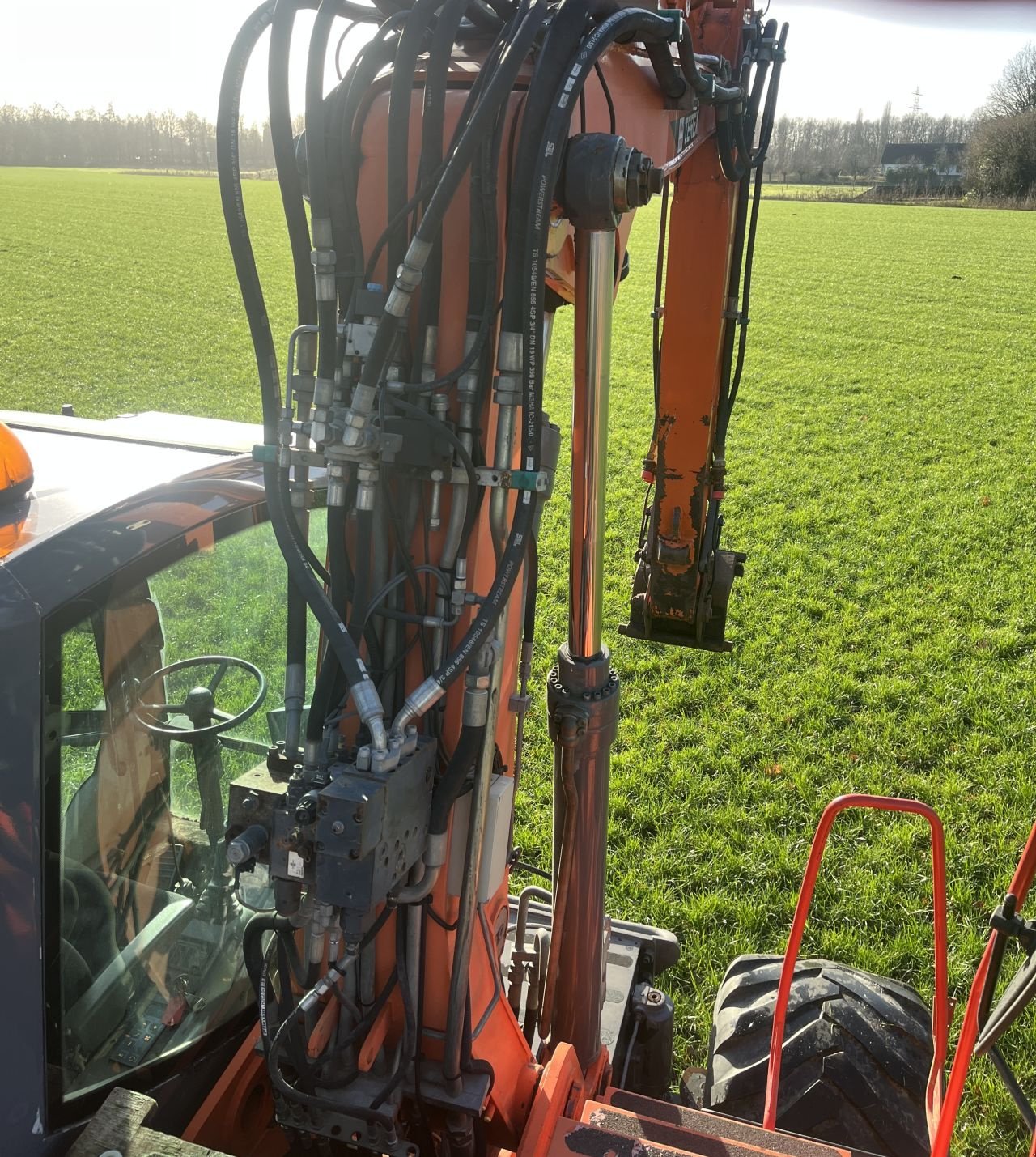 Mobilbagger del tipo Terex TW 160, Gebrauchtmaschine In Cuijk (Immagine 8)