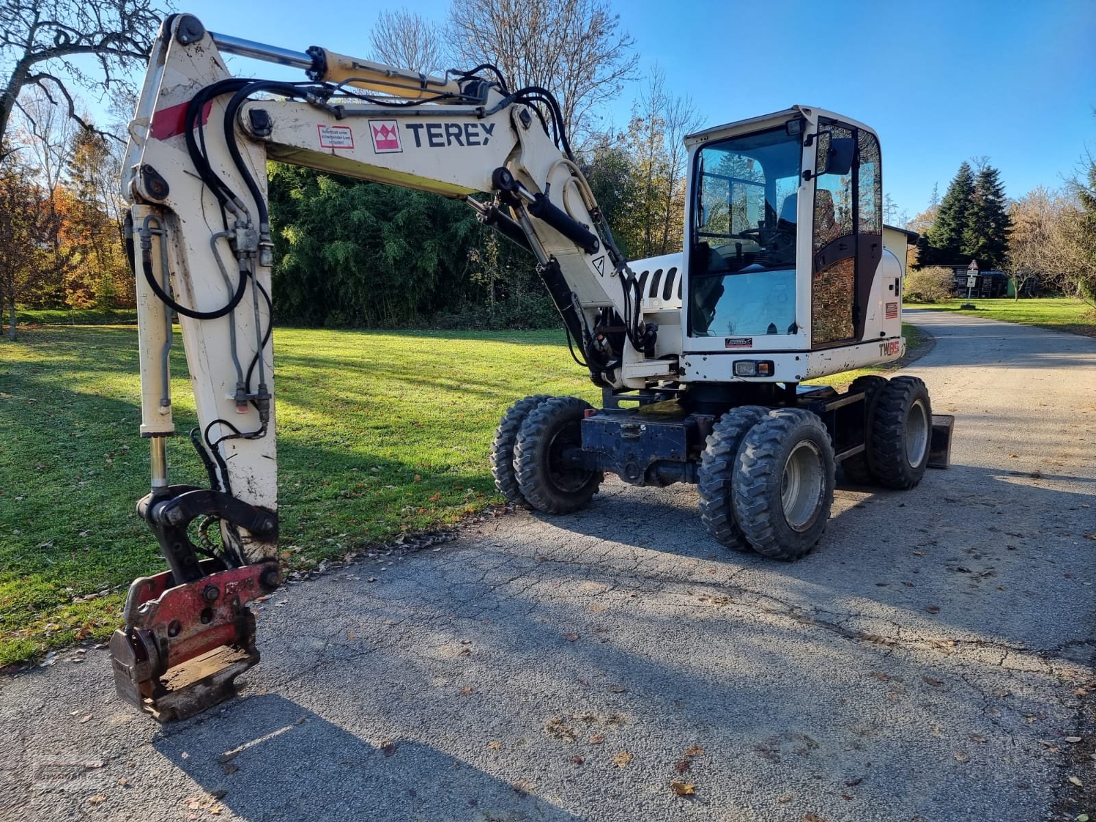 Mobilbagger типа Terex TW 85, Gebrauchtmaschine в Deutsch - Goritz (Фотография 3)