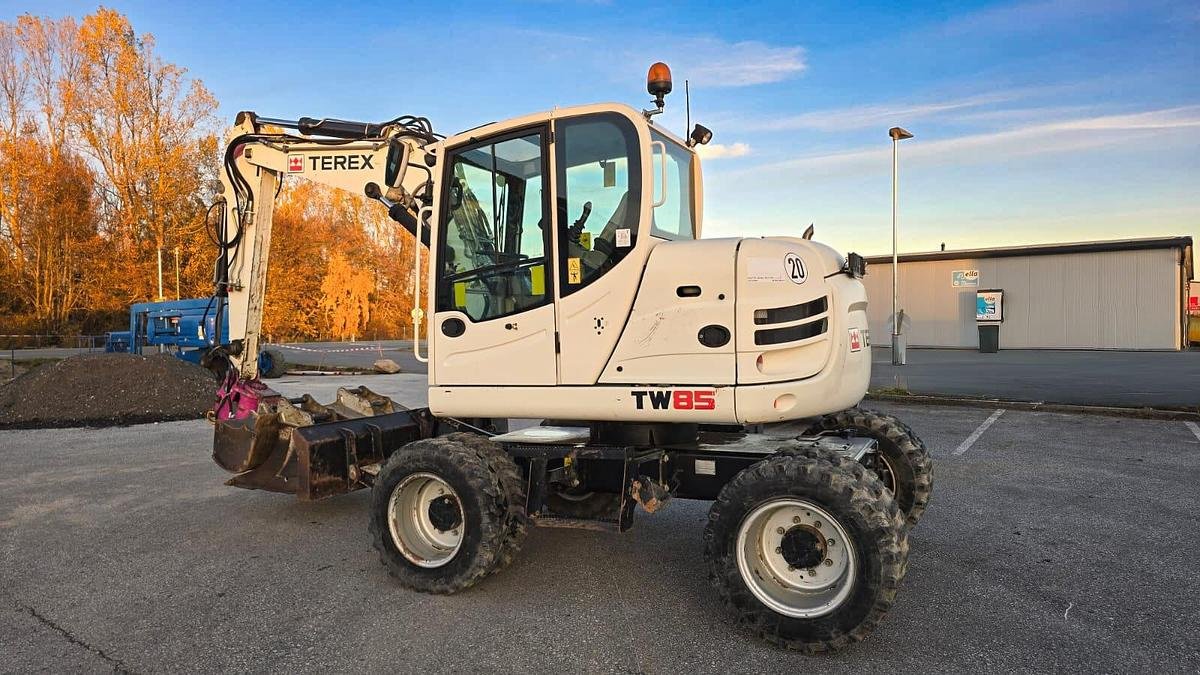 Mobilbagger of the type Terex TW85 Hydraulikbagger, Gebrauchtmaschine in Göpfritz an der Wild (Picture 3)