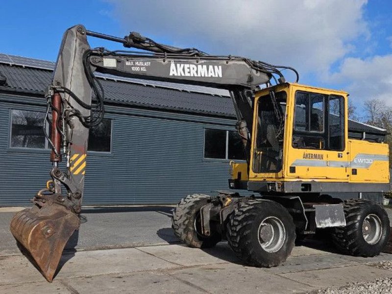 Mobilbagger Türe ait Volvo EW 130, Gebrauchtmaschine içinde Scharsterbrug