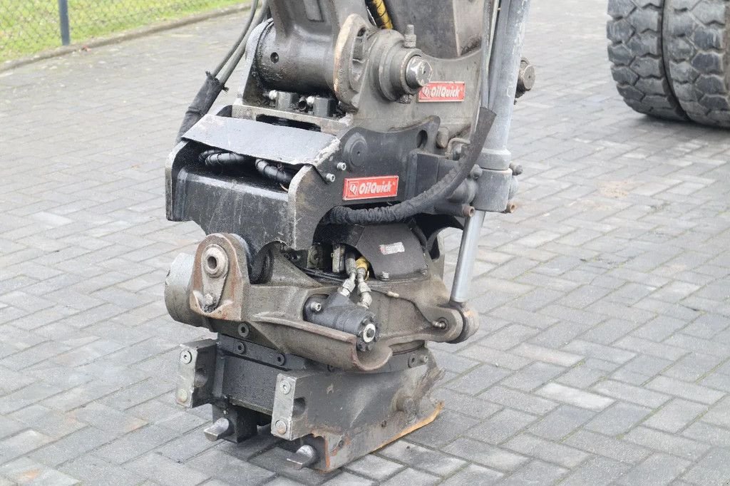 Mobilbagger typu Volvo EW160 E OILQUICK ROTOTILT DAMAGE / WORKING CONDITION, Gebrauchtmaschine v Marknesse (Obrázek 10)