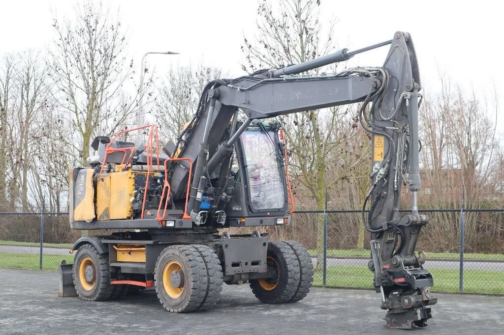 Mobilbagger typu Volvo EW160 E OILQUICK ROTOTILT DAMAGE / WORKING CONDITION, Gebrauchtmaschine v Marknesse (Obrázek 5)