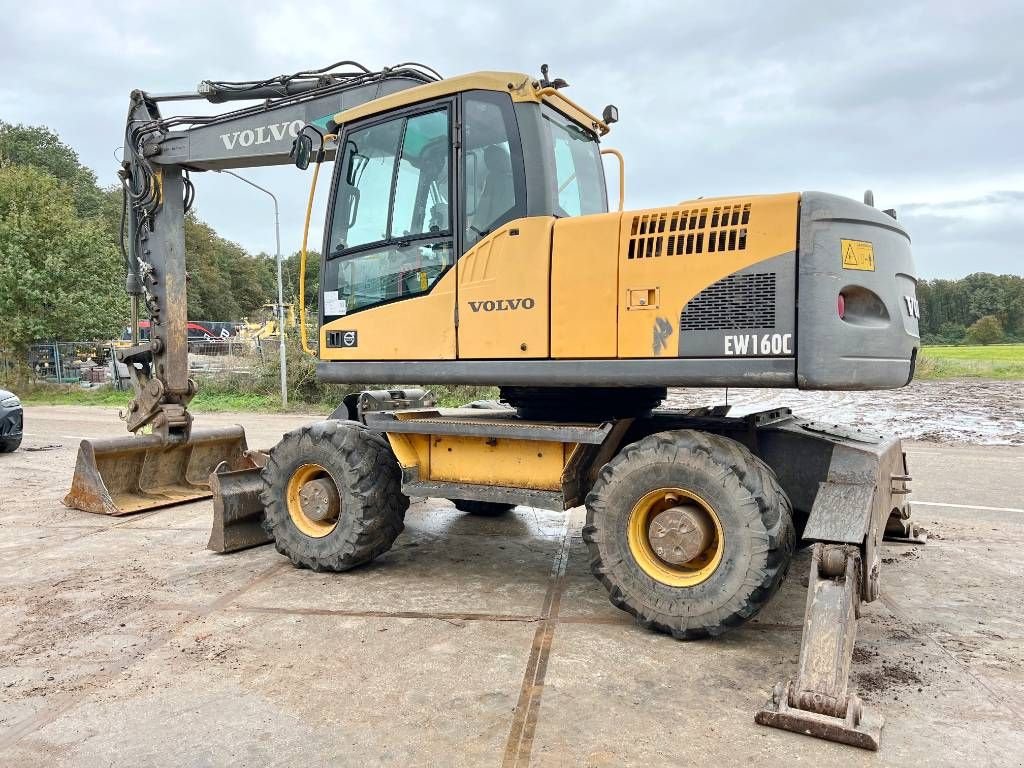 Mobilbagger типа Volvo EW160C - Good Working Condition / CE Certified, Gebrauchtmaschine в Veldhoven (Фотография 3)